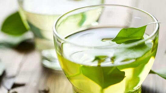 Zeleni čaj je izuzetno zdrav napitak koji se konzumira u japanskoj ishrani. 