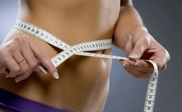 Smršavši 7 kg u sedmici zahvaljujući dijetama i vježbama, možete postići graciozne forme. 